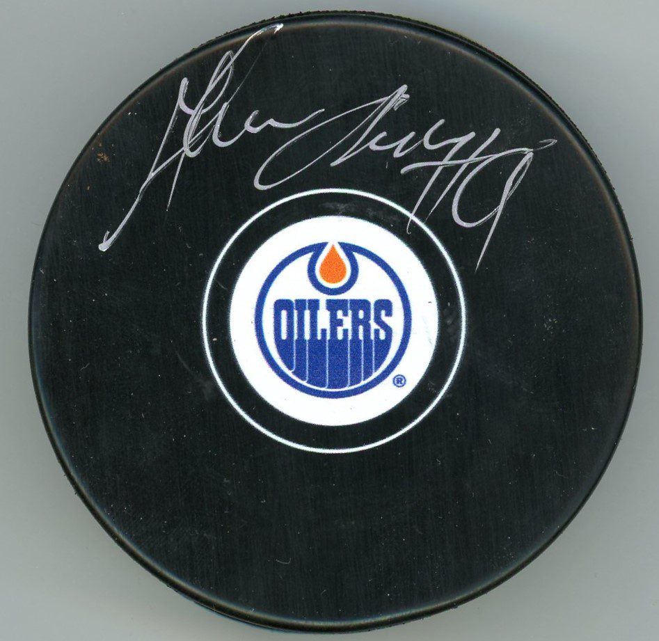 Glenn Anderson Edmonton Oilers Signed Puck w/COA | Icons and Heroes
