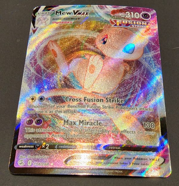 Pokemon TCG Mew VMAX Fusion Strike 114/264