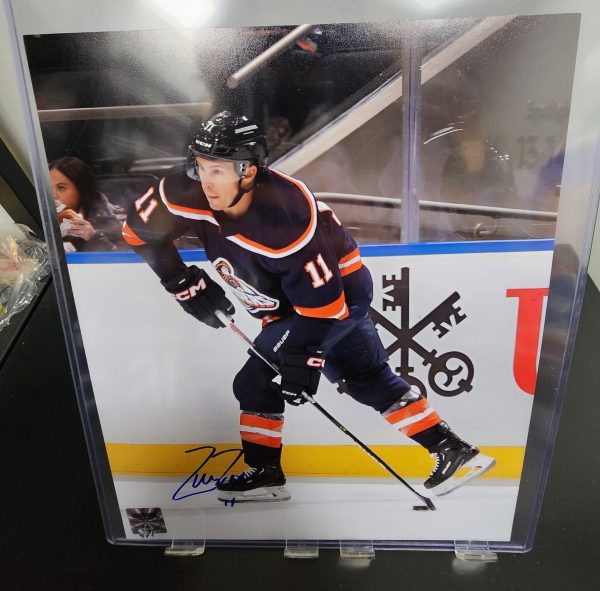 Zach Parise New York Islanders Signed 8x10 Photo w/ COA
