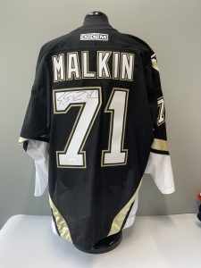 Evgeni Malkin Autographed Penguins Jersey w/JSA COA
